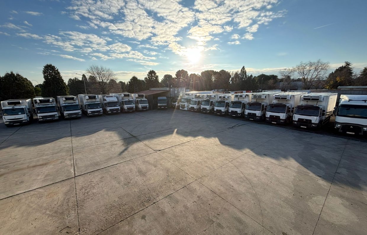 WhatsApp Image 2025-12-18 at 11.40.07 (1)